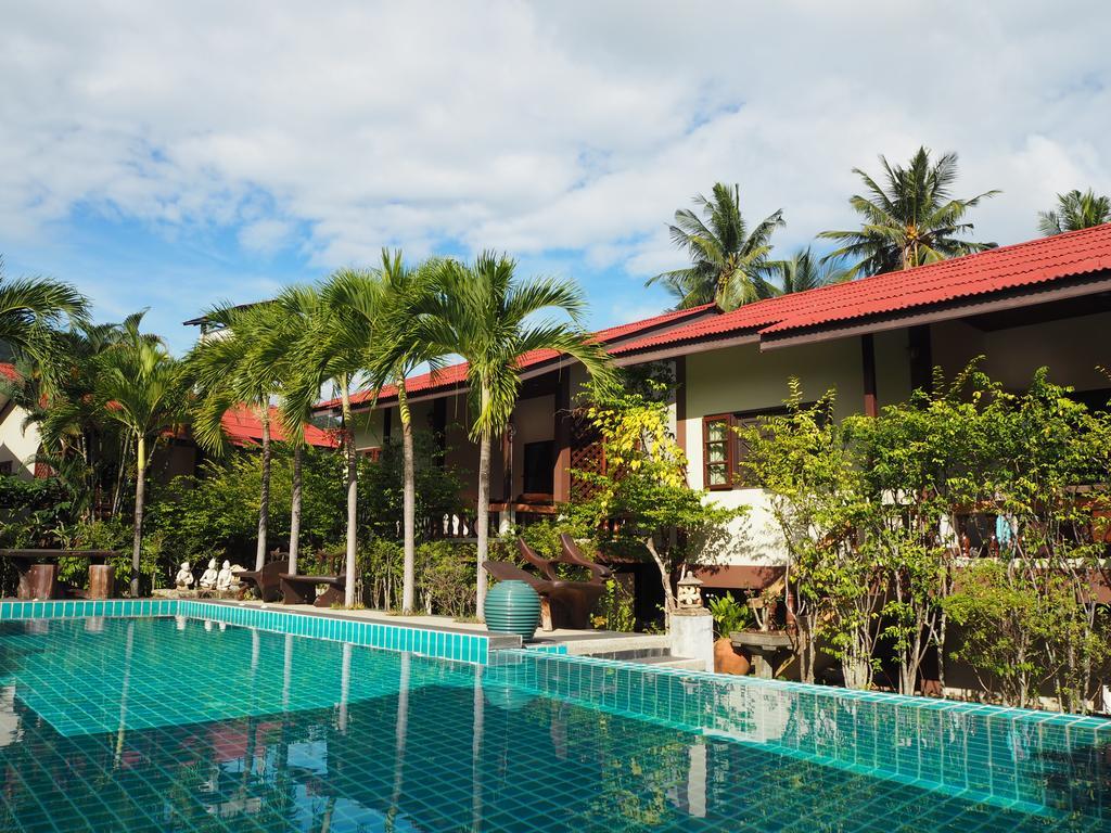 Hotel Baan Sala Lung Dam à Bophut Extérieur photo