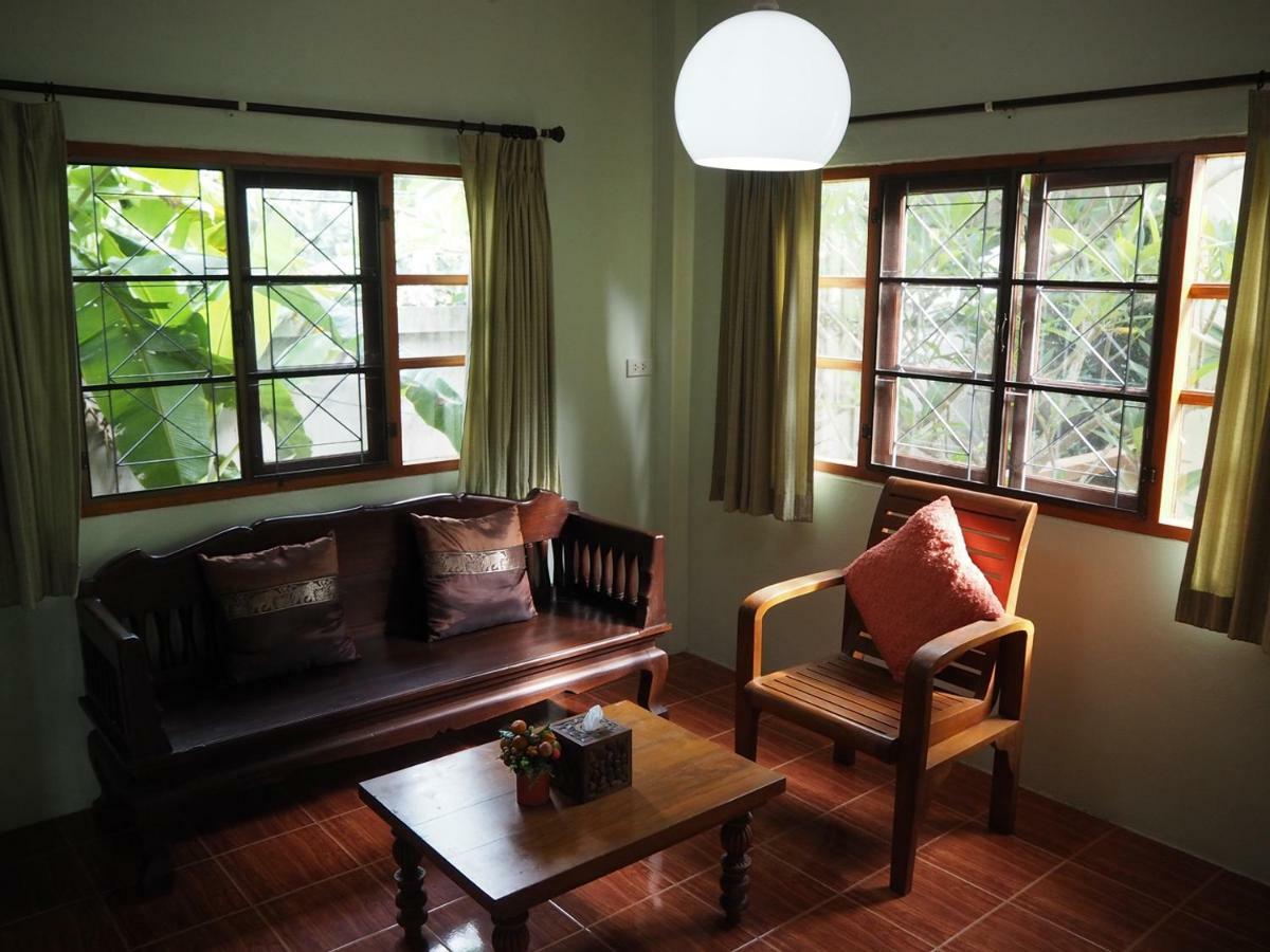 Hotel Baan Sala Lung Dam à Bophut Extérieur photo